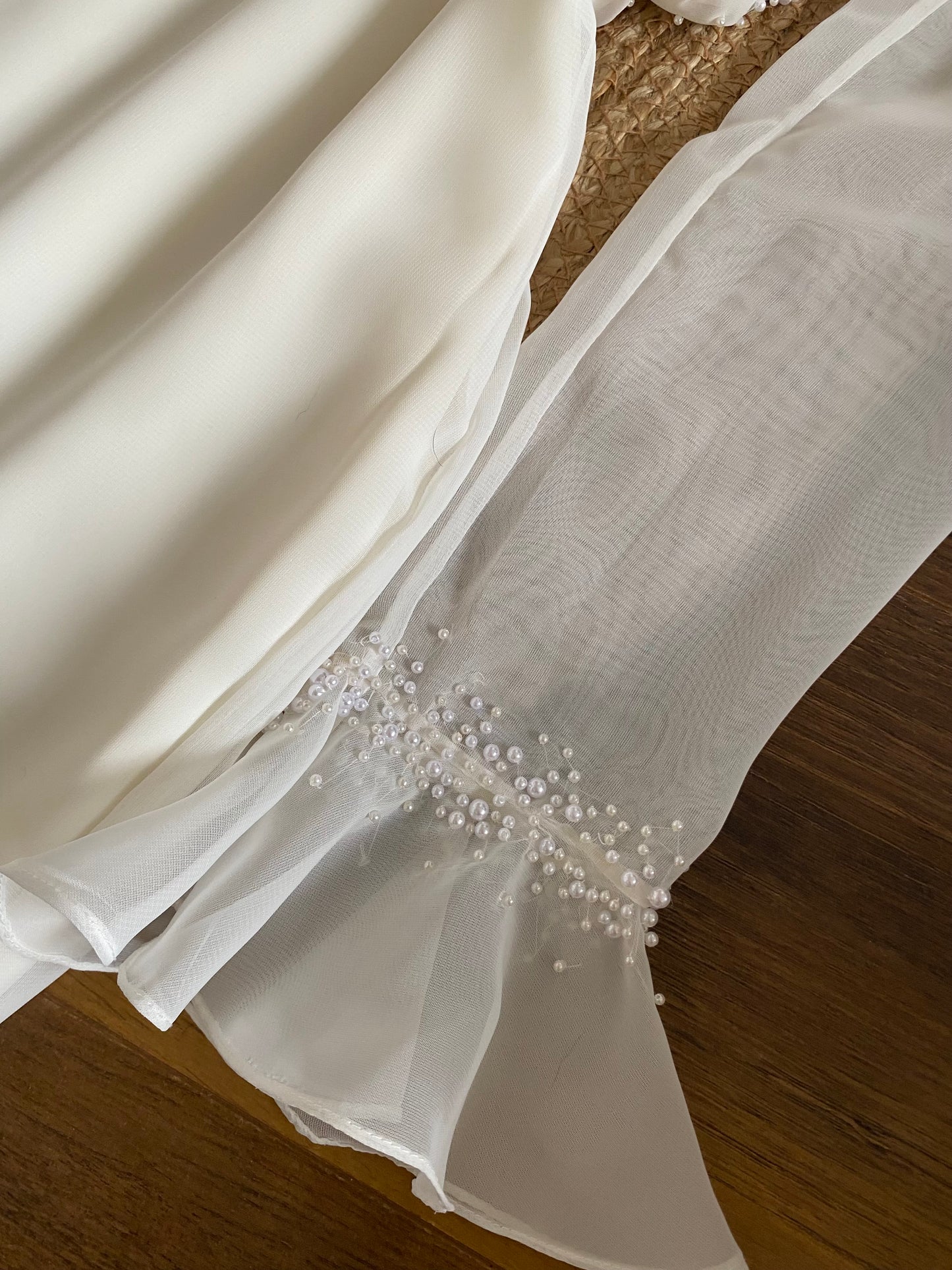 D’zage ivory long sleeve pearl wedding dress uk 12-14