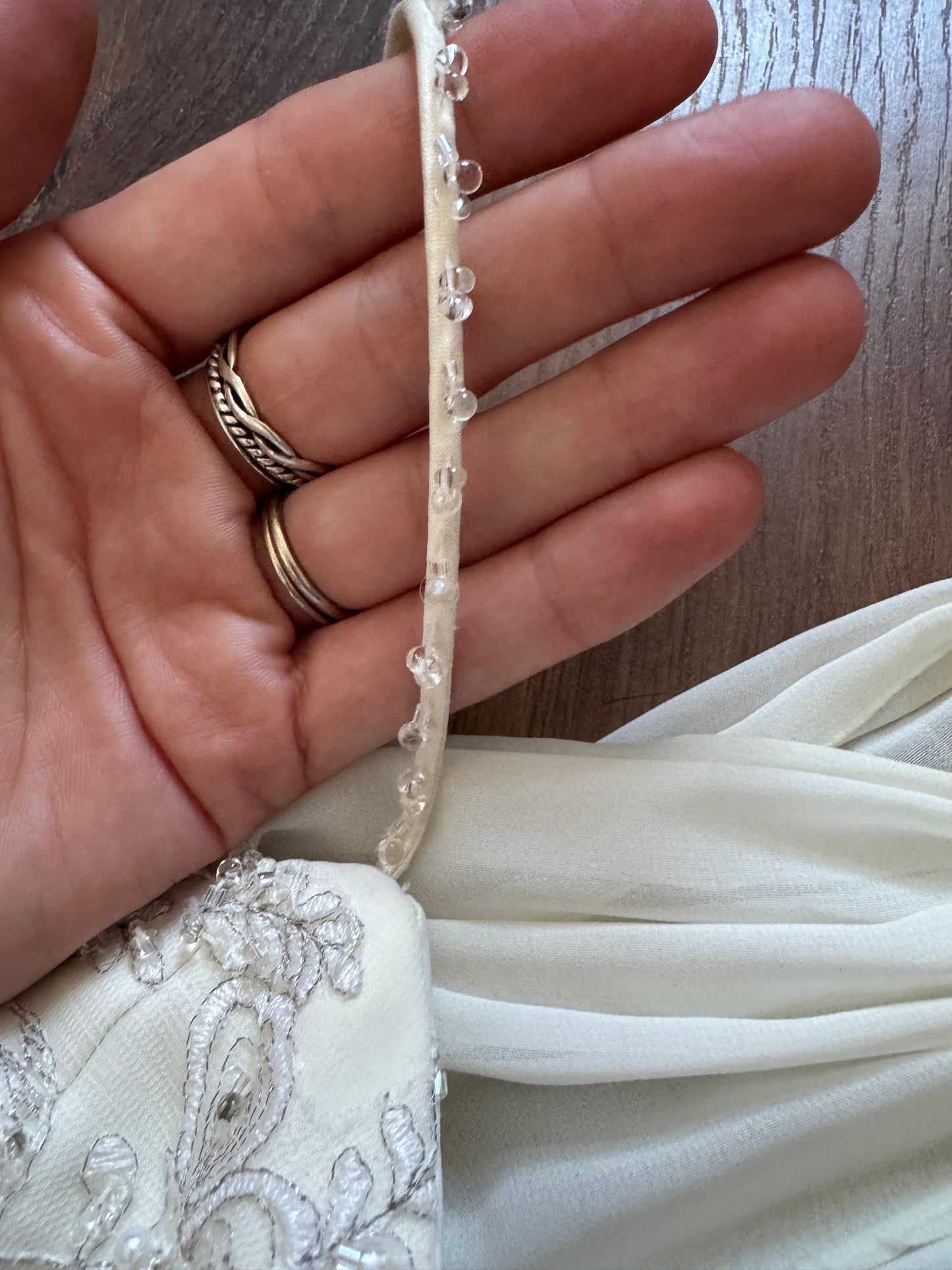 Amanda Wyatt ivory off shoulder wedding dress uk 10