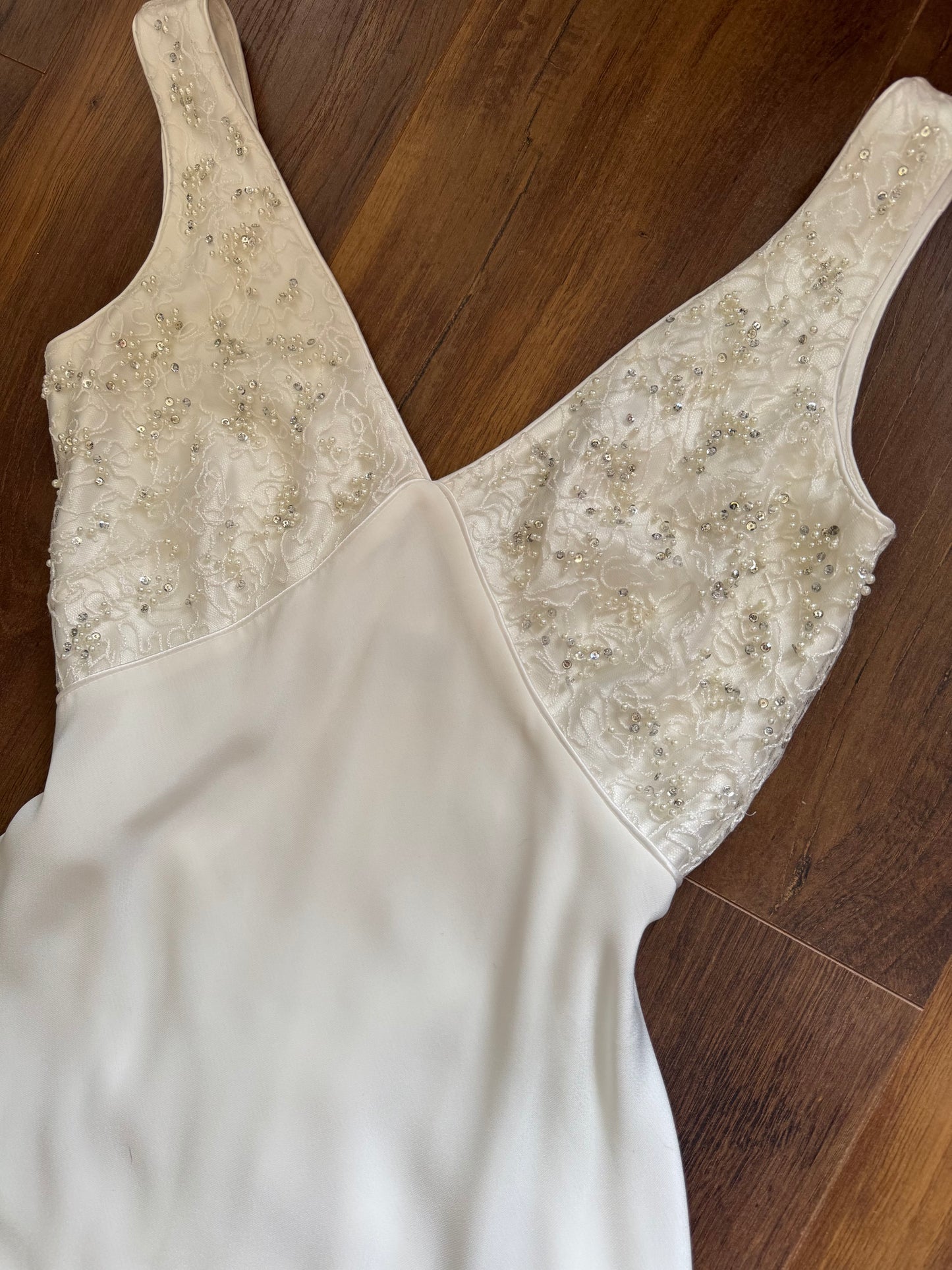 Ivory lace bust wedding dress uk 8
