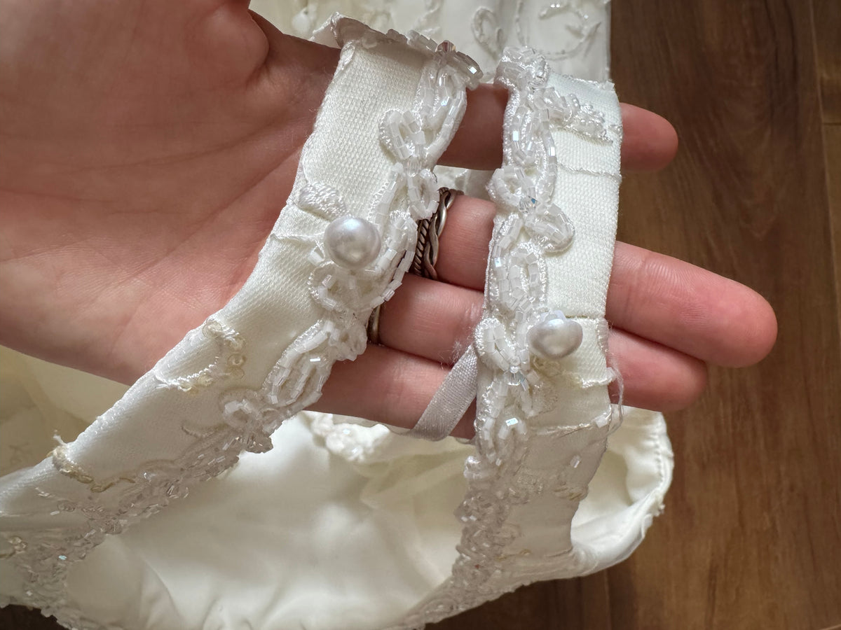 Ivory lace chiffon detail wedding dress uk 10