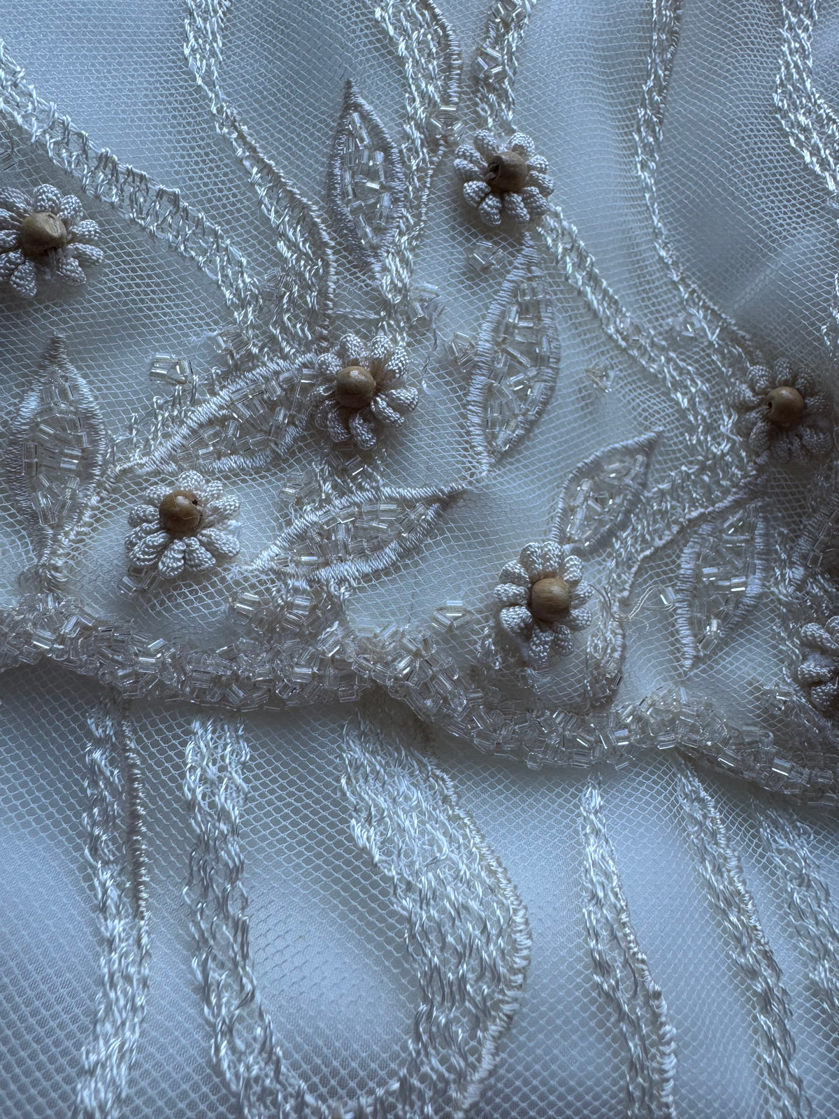 Warm ivory lace fishtail wedding dress uk 10