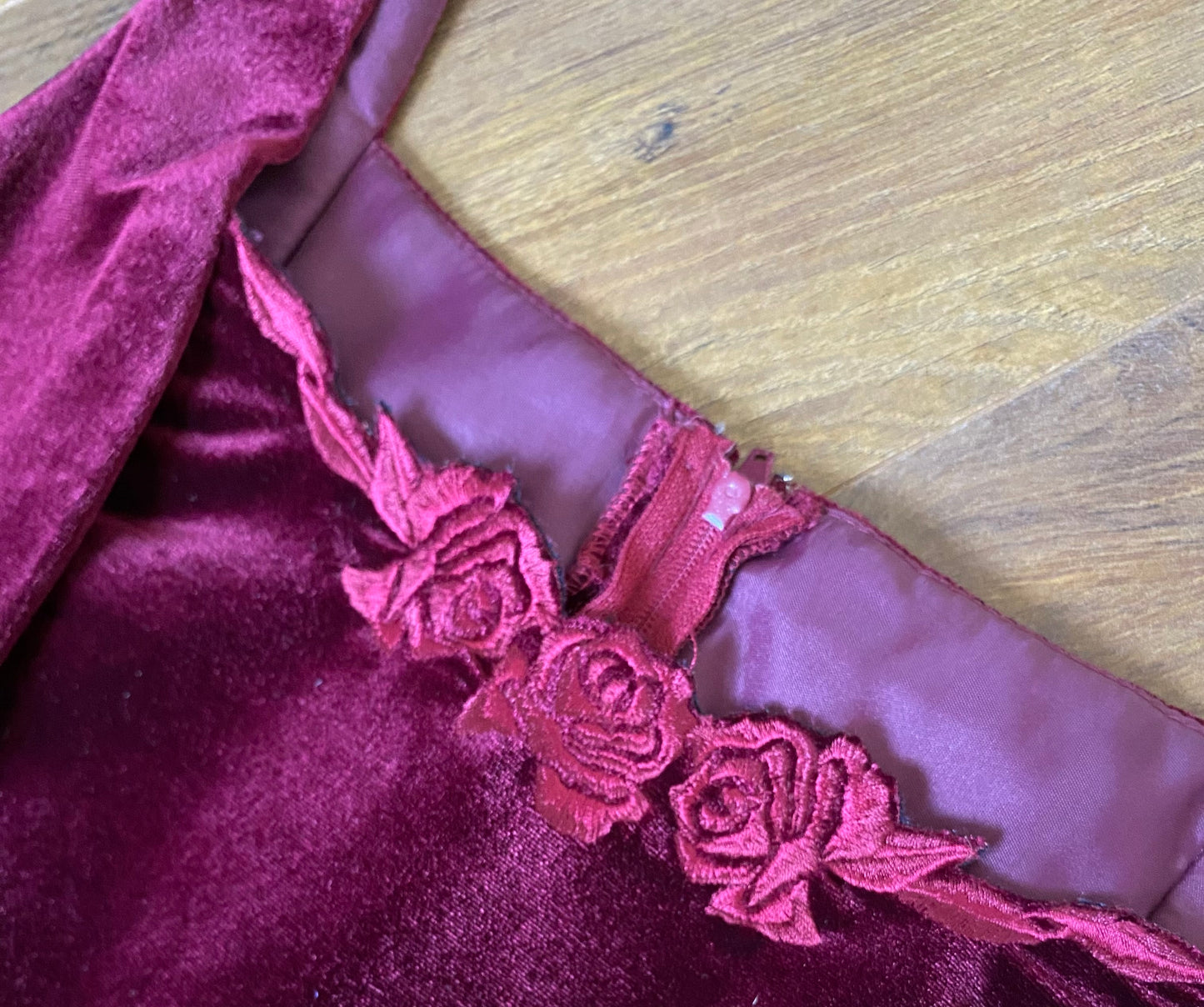 House of Nicholas red velvet dress uk 10