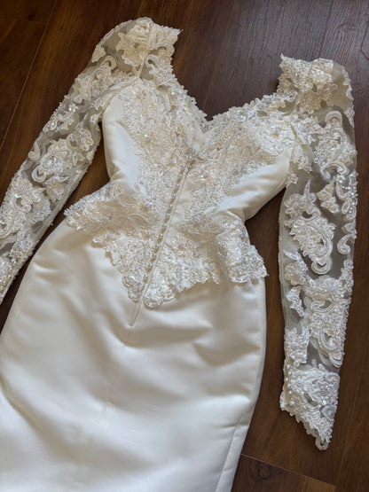 Long sleeve ivory lace wedding dress with detachable train uk 8-10
