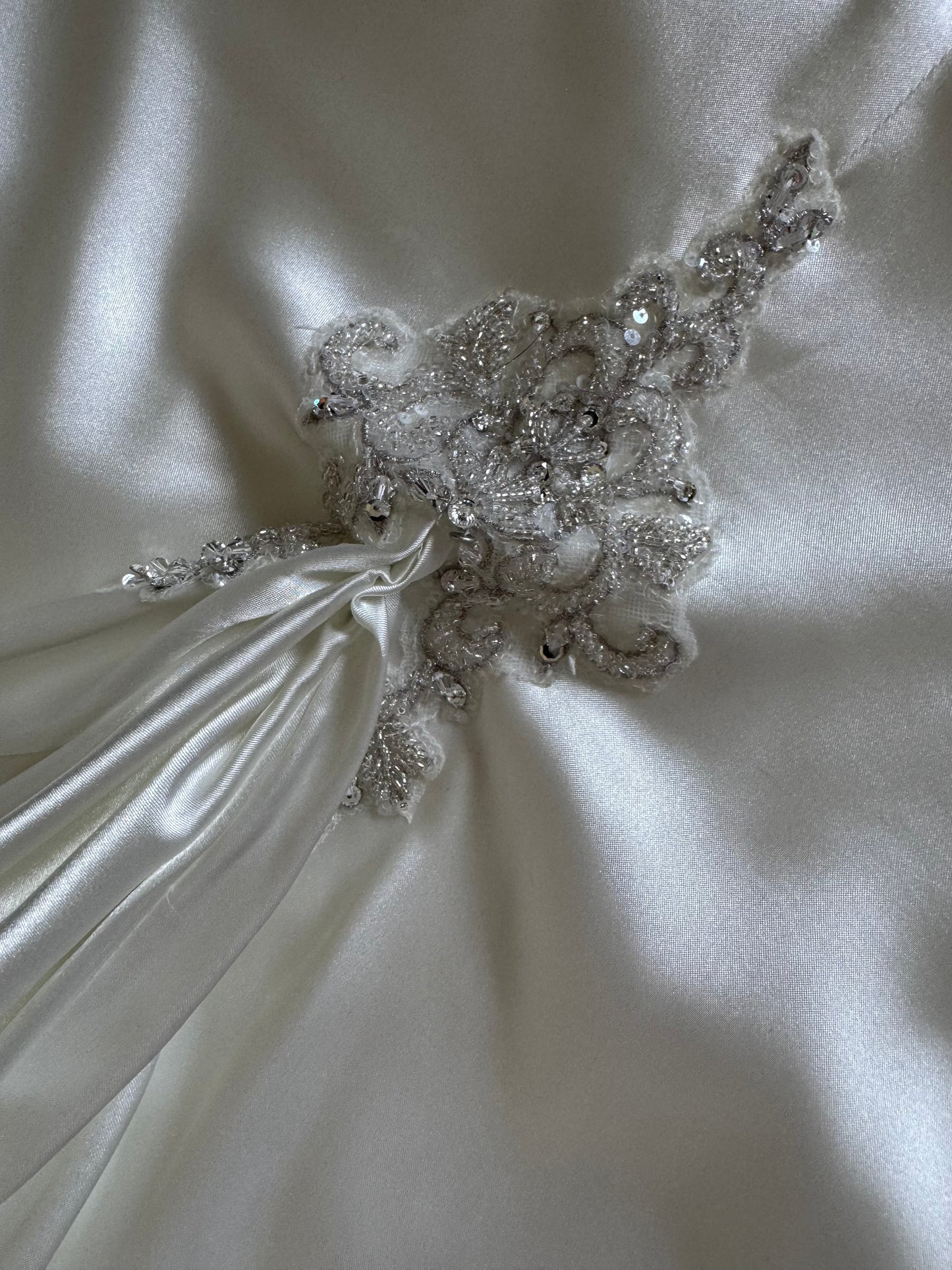 Ivory satin halter-neck wedding dress uk 10-12