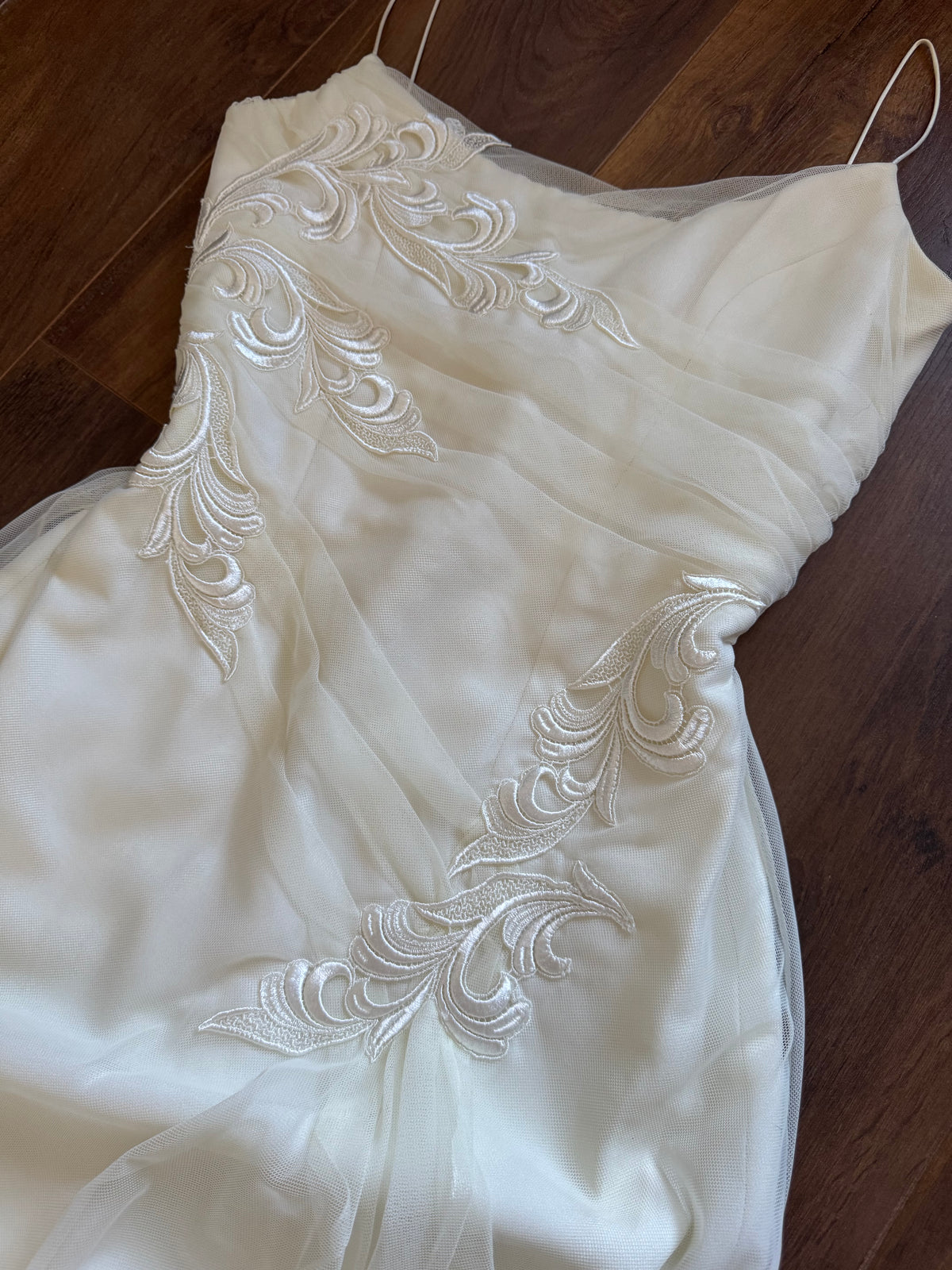 Petite ivory dreamy wedding or evening dress uk 10-12