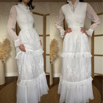 Beautiful white embroidered long sleeve wedding dress uk 6-8