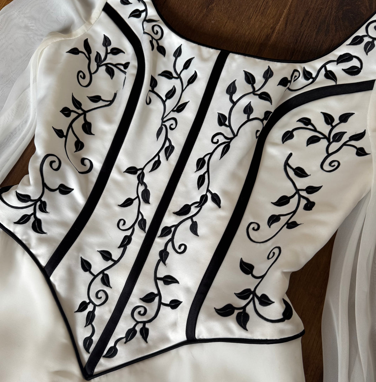 Sincerity ivory long sleeve wedding dress uk 12