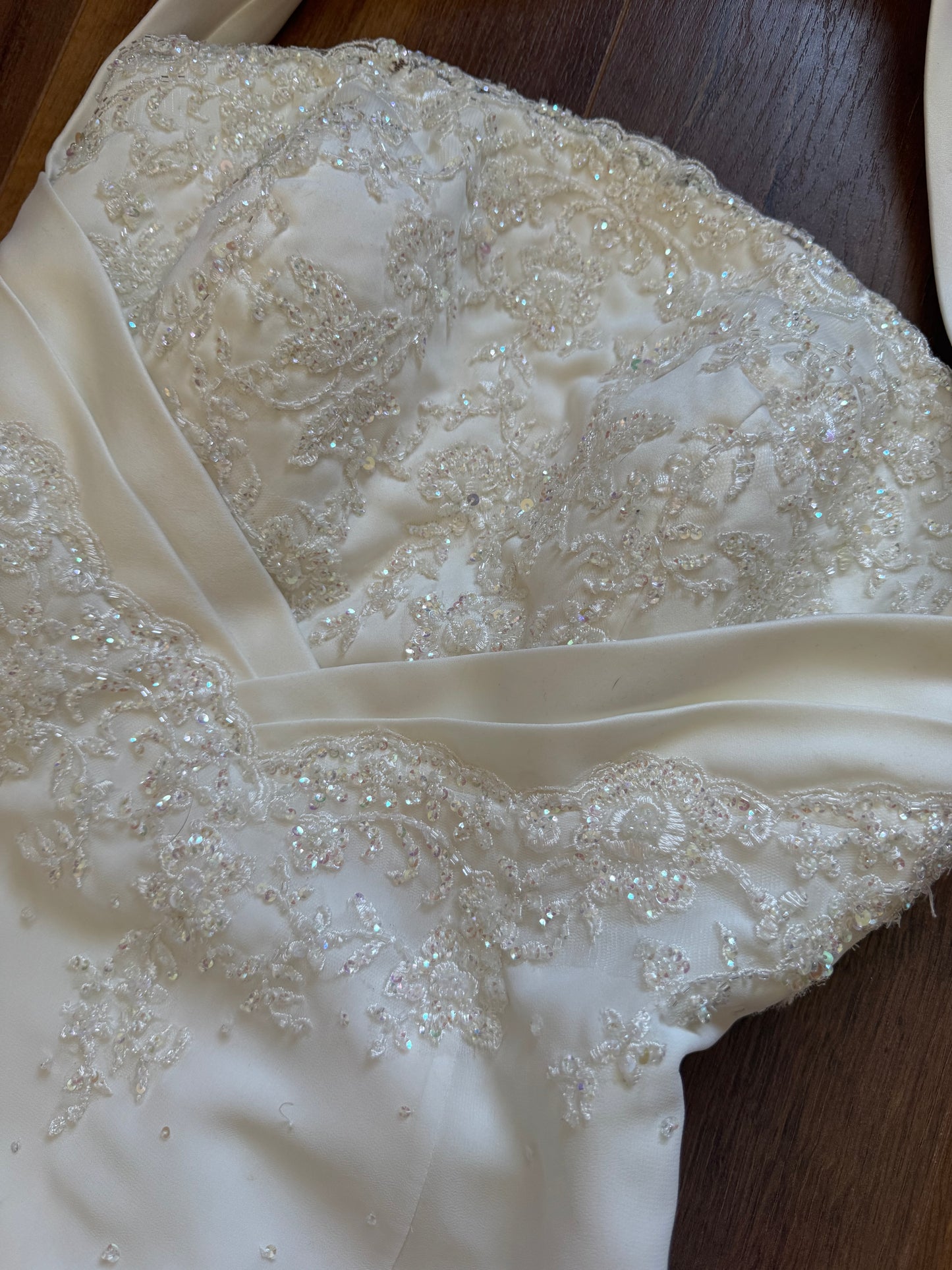 Ivory halter-neck lace wedding dress & shawl uk 8