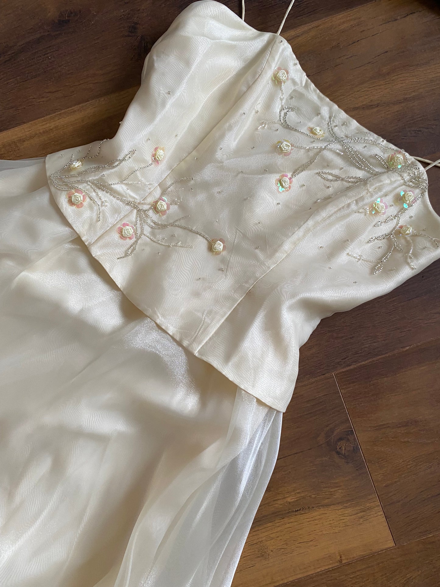 Niki Livas pale yellow organza prom dress & shawl UK 12