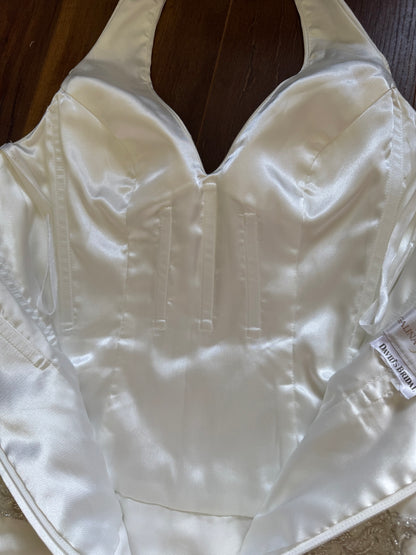 Ivory satin halter-neck wedding dress uk 10-12