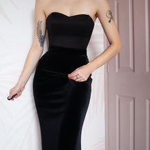 Load image into Gallery viewer, Black Dusk velvet maxi skirt size UK 10
