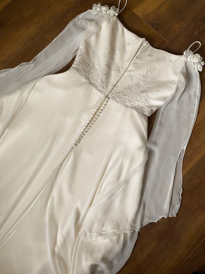 Ivory Benjamin Roberts ethereal wedding dress uk 12