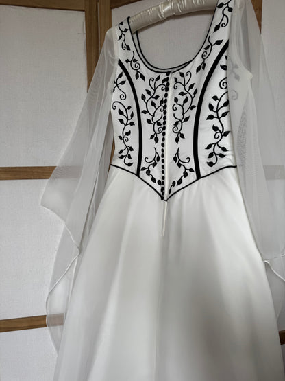 Sincerity ivory long sleeve wedding dress uk 12