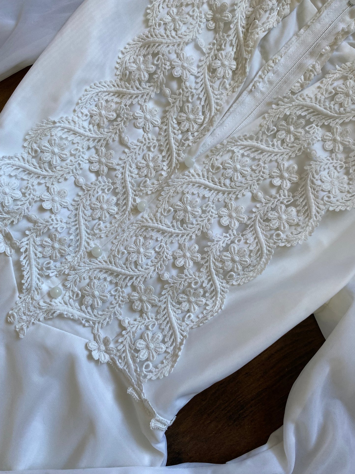 White vintage long sleeve 70s wedding dress UK 4/6