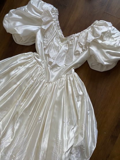 White satin 80s wedding dress uk 8