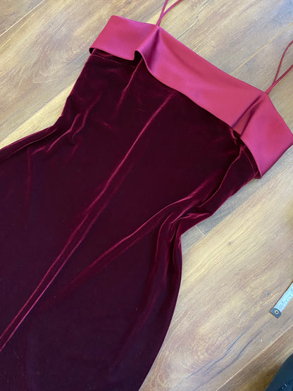 Gina Bacconi red velvet stretch evening dress uk 12
