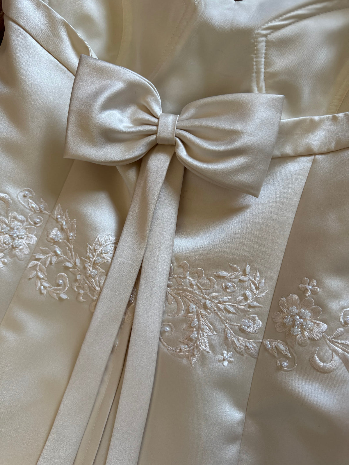 Cream halter-neck wedding dress & shawl uk 14