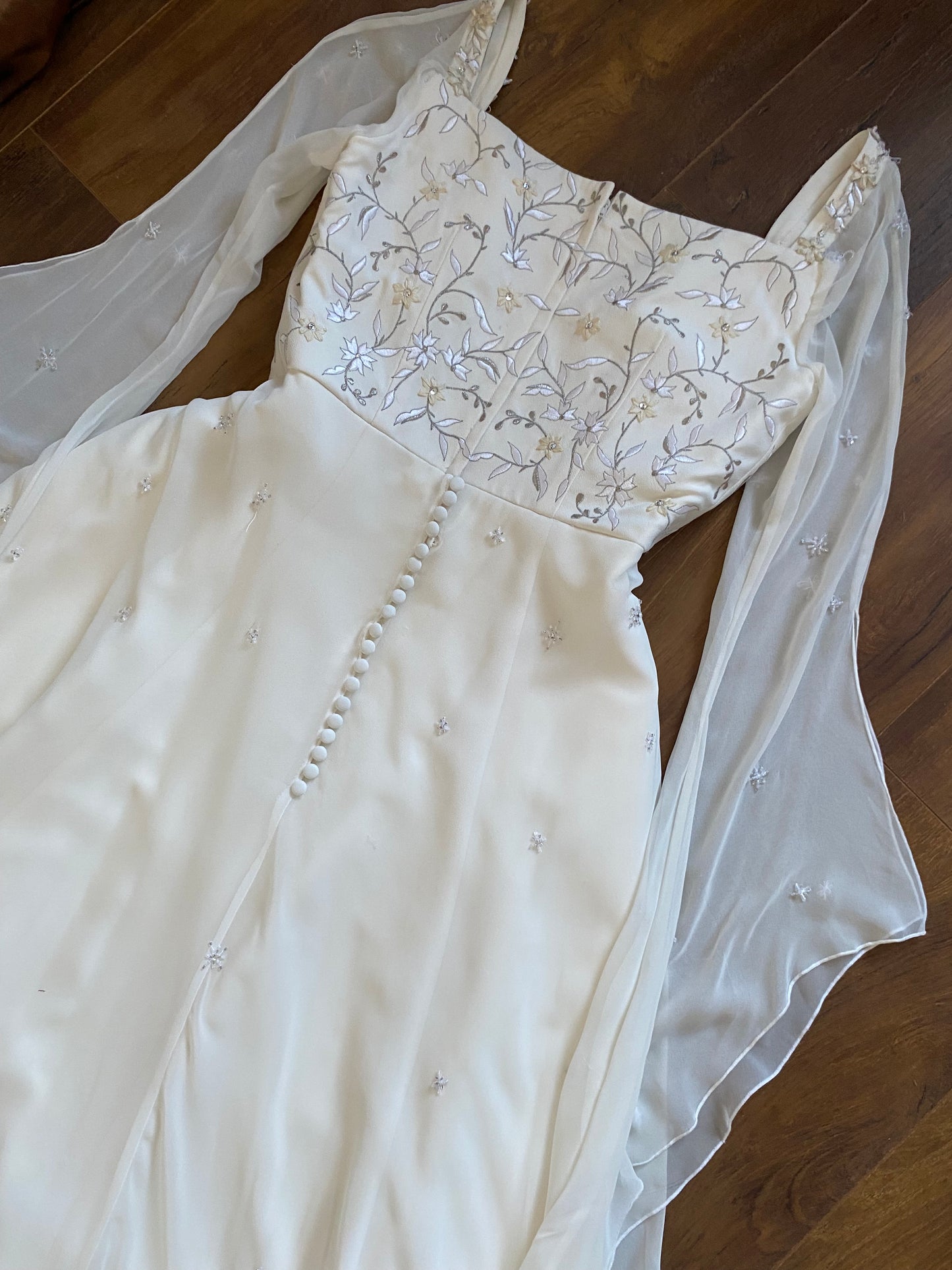 Benjamin Roberts long sleeve ethereal wedding dress uk 12
