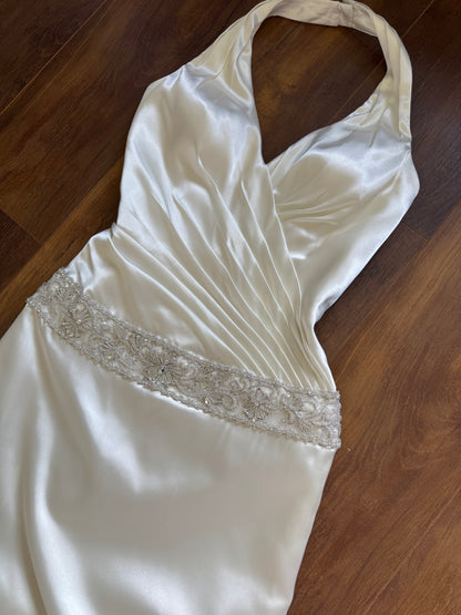 Ivory satin halter-neck wedding dress uk 10-12