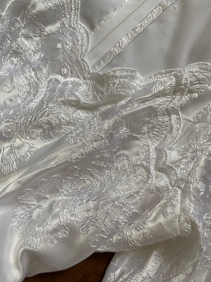 Bright white satin embroidered long sleeve wedding dress uk 8