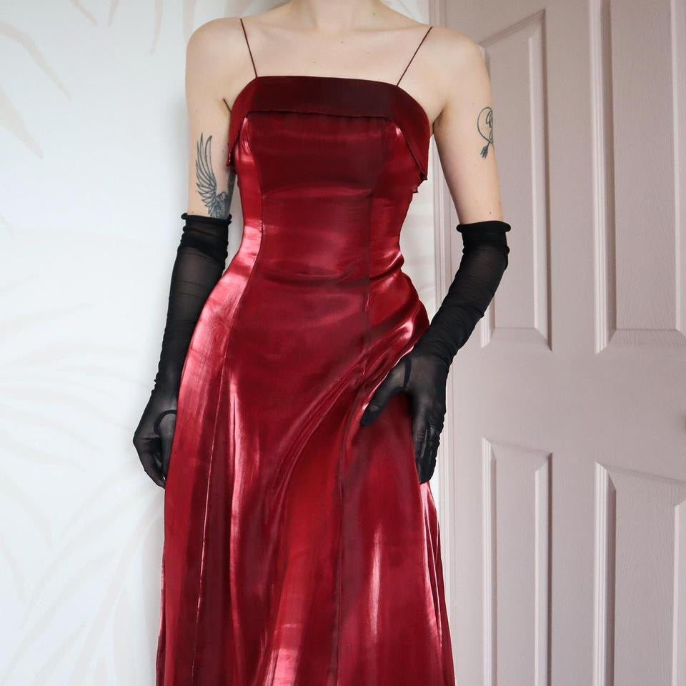 Red Debut shimmery a-line organza dress UK 10