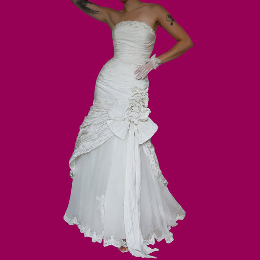 Ian Stuart ivory strapless fit & flare wedding dress UK 10-12