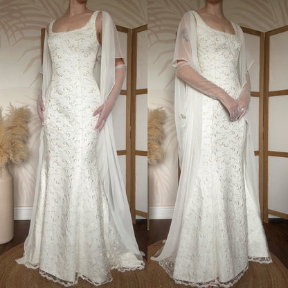 Ivory lace chiffon detail wedding dress uk 10