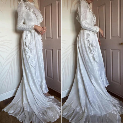 White 70s long sleeve floral wedding dress UK 8