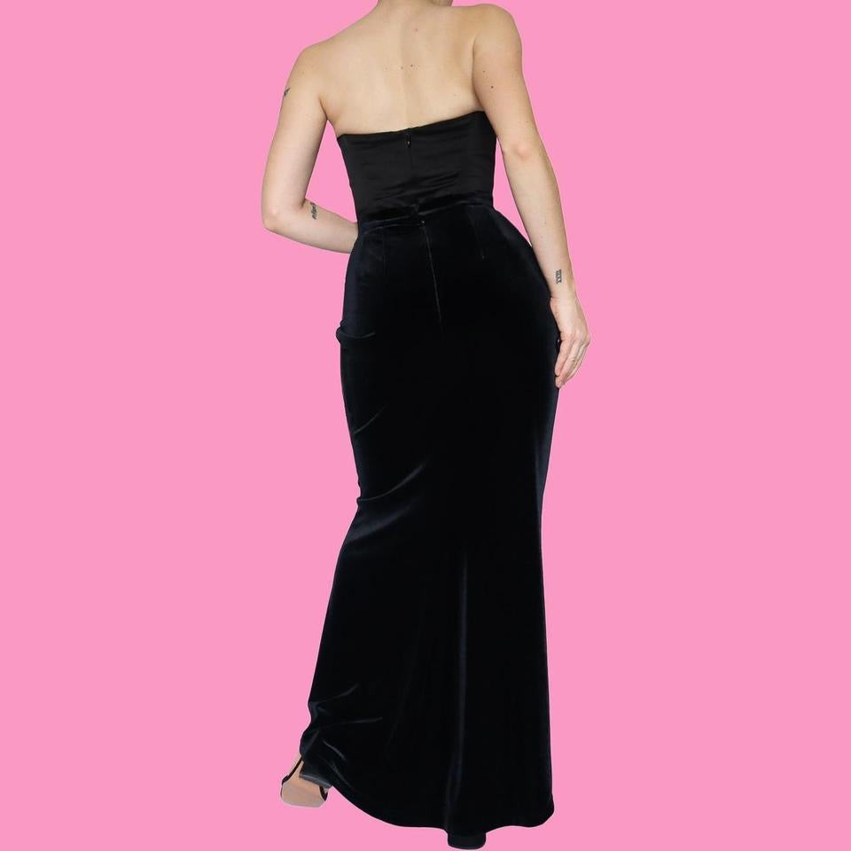 Black Dusk velvet maxi skirt size UK 10
