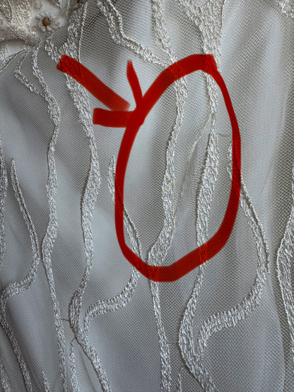 Warm ivory lace fishtail wedding dress uk 10