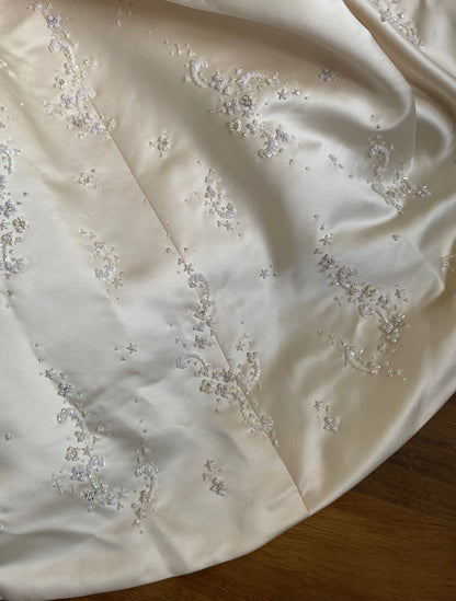 Maggie Sottero ivory a-line wedding dress uk 8
