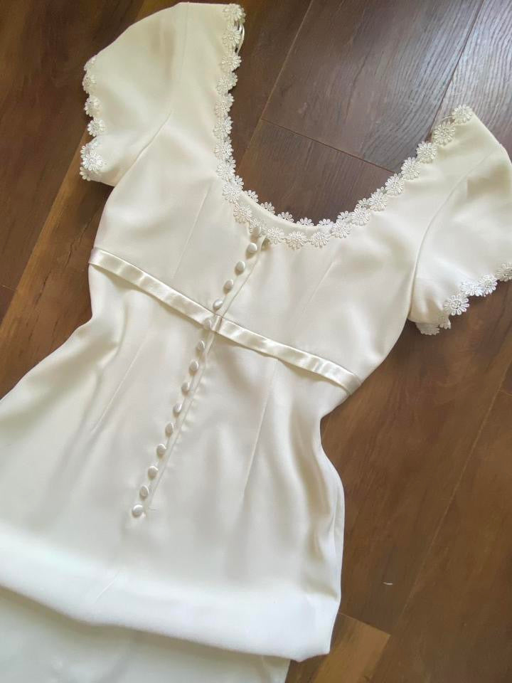 Cream short sleeve wedding dress uk 16/18