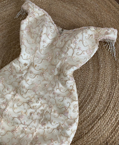 Justin Alexander cream off shoulder embroidered wedding dress uk 8