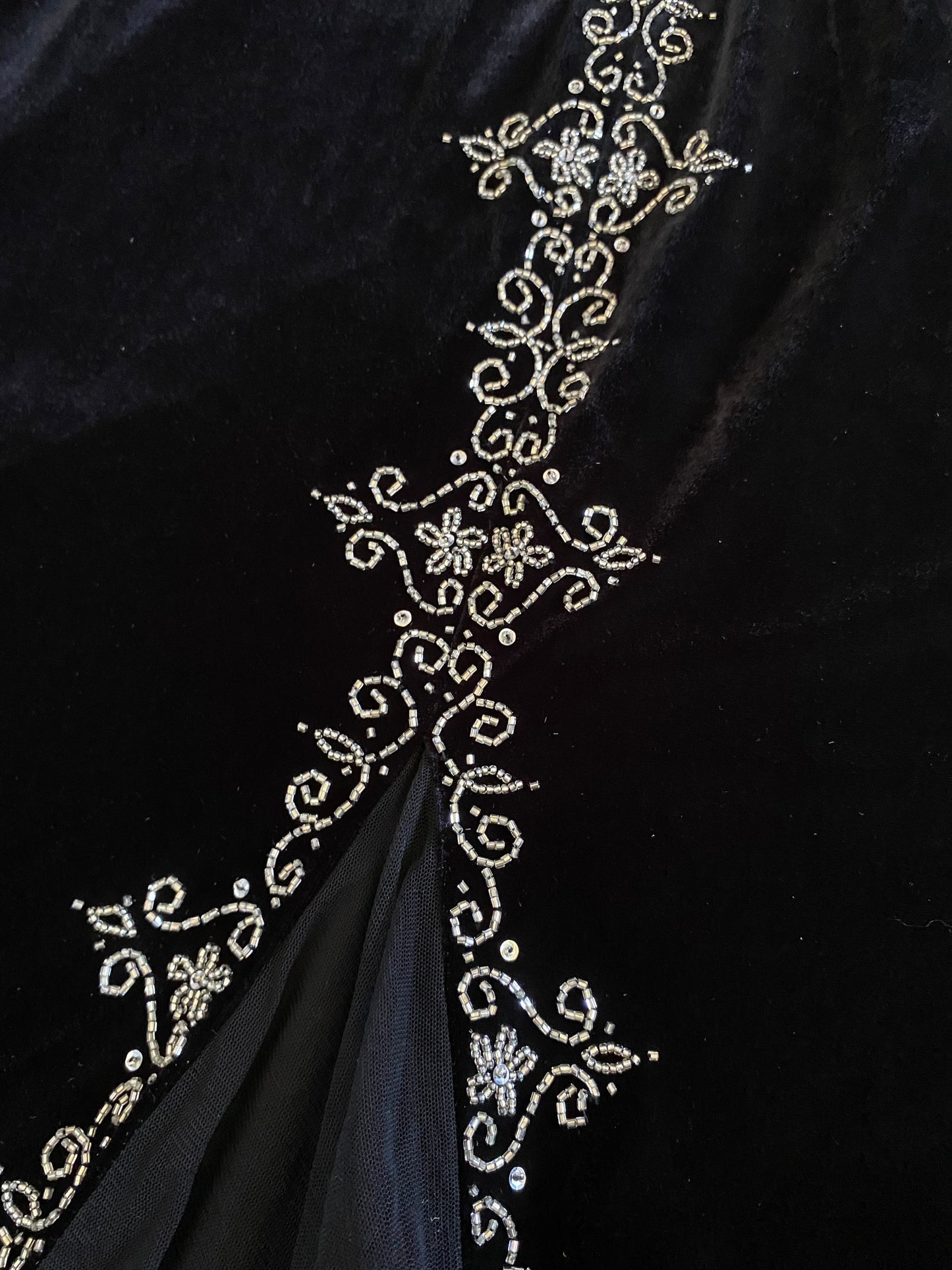 Dave & Johnny black velvet beaded 90s dress uk 12 & 16 available