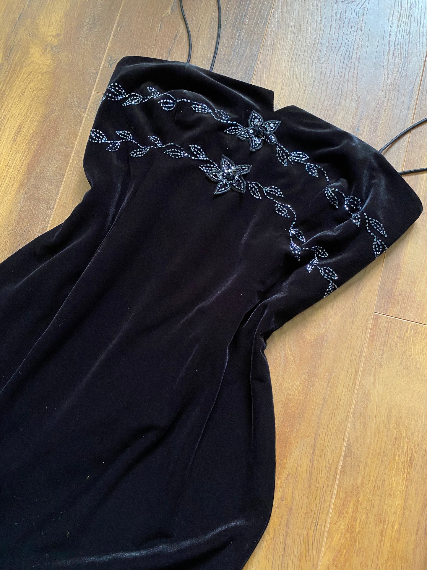 Black velvet Dave & Johnny stretch evening dress uk 12