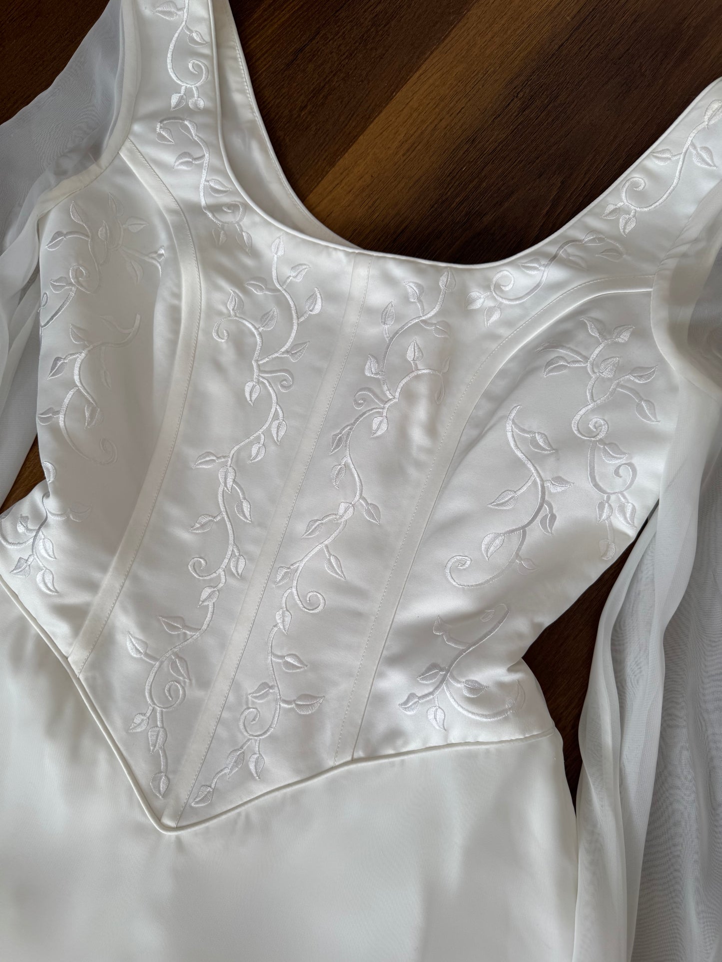 Sincerity ivory long sleeve wedding dress uk 14