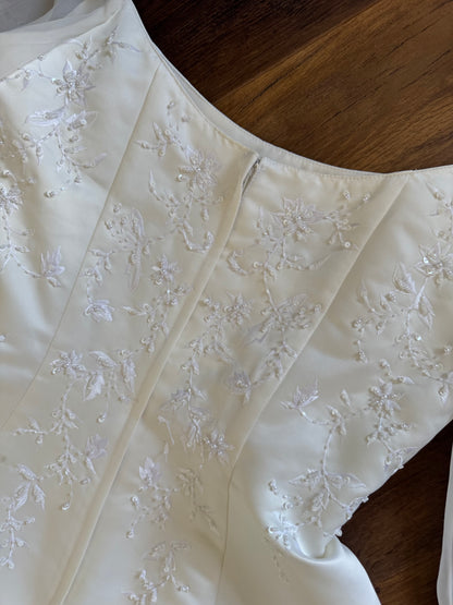 Ivory 2000s long sleeve ethereal wedding dress uk 14