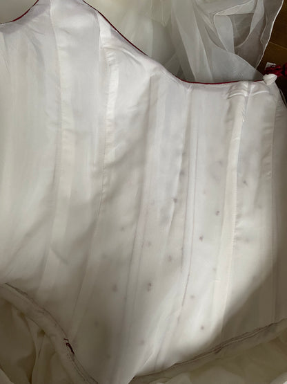 Gorgeous white & red wedding dress & gloves uk 10