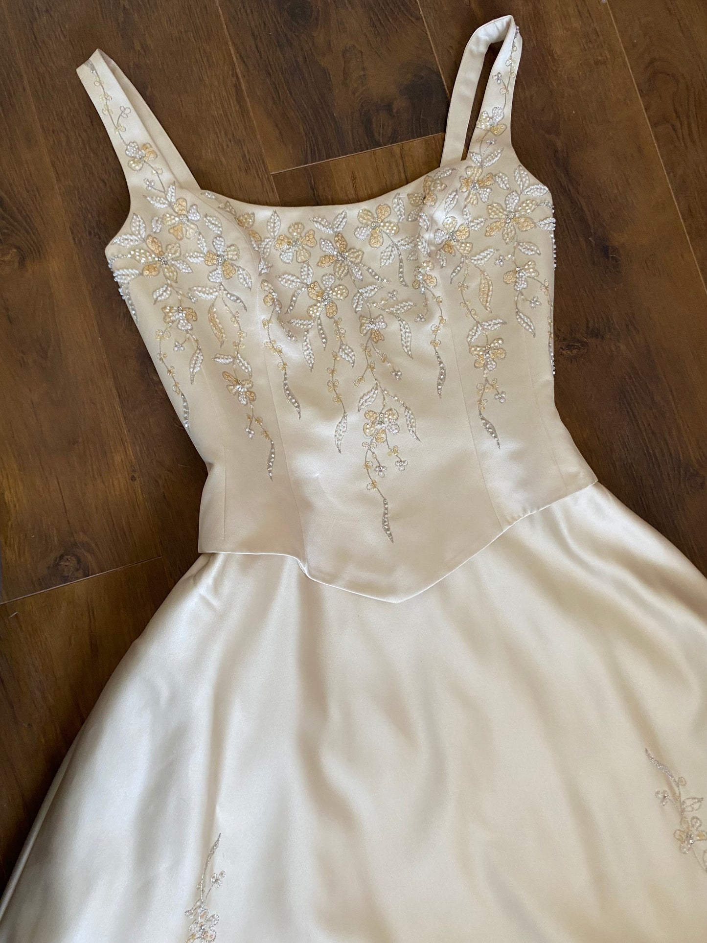 Champagne Benjamin Roberts wedding dress with detachable train uk 12-14