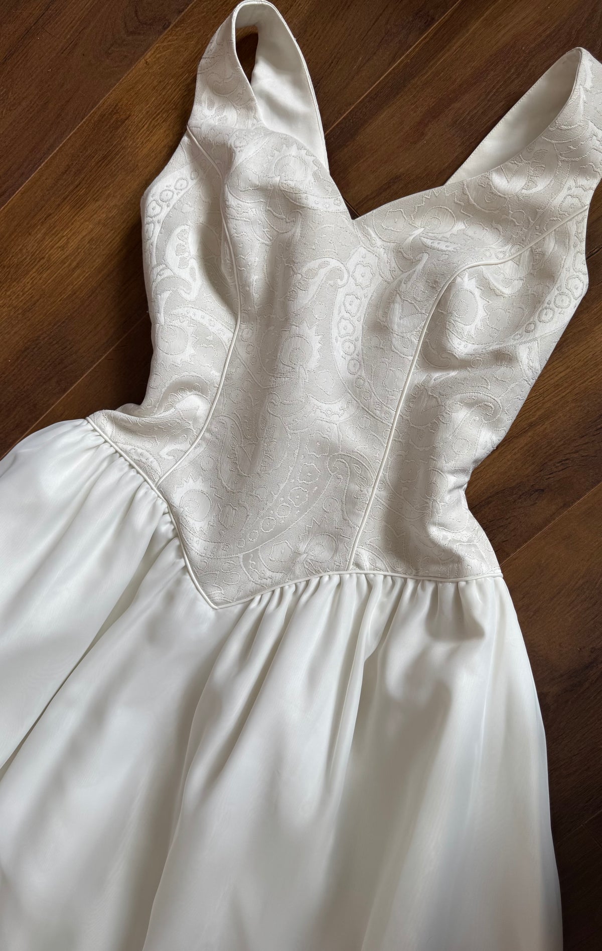 Ivory fit & flare wedding dress uk 12-14