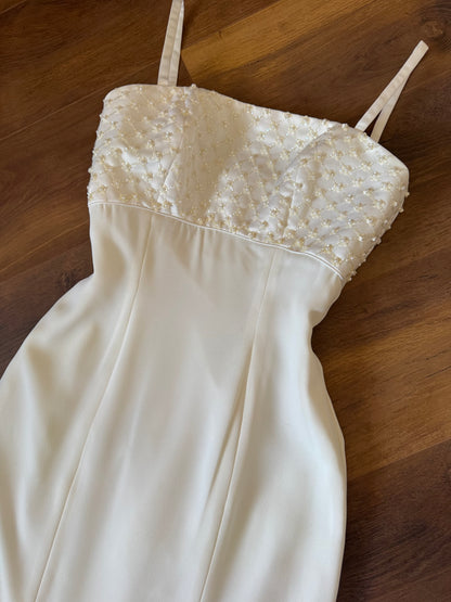 Rena Koh ivory figure hugging wedding dress & shawl uk 8-10