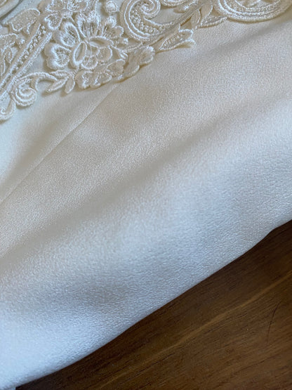 Ivory off shoulder wedding dress with detachable train uk 14