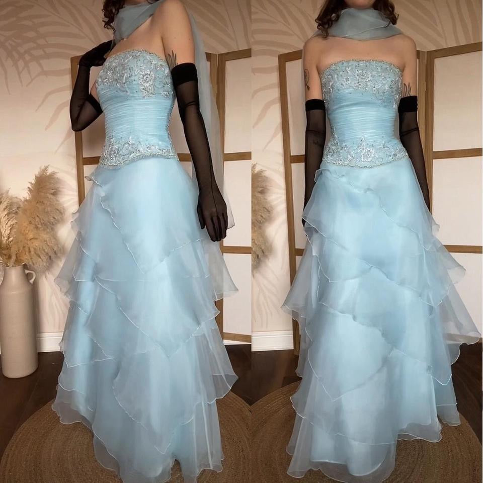 Ice blue 3-piece prom set uk 8