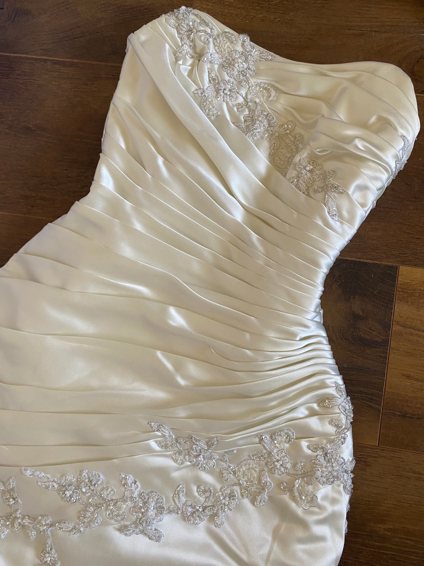 Ivory satin fit & flare wedding dress uk 8-10