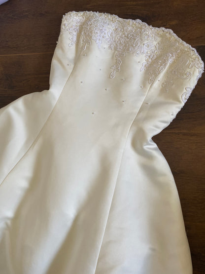Sincerity Bridal ivory a-line wedding dress uk 6-8