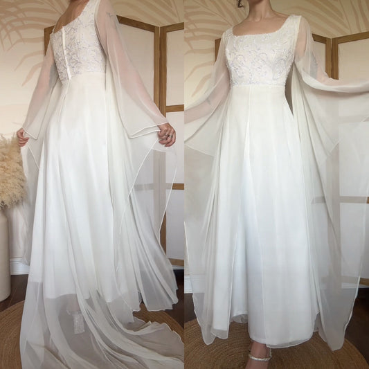 Amanda Wyatt 90s ivory long sleeve ethereal wedding dress uk 18