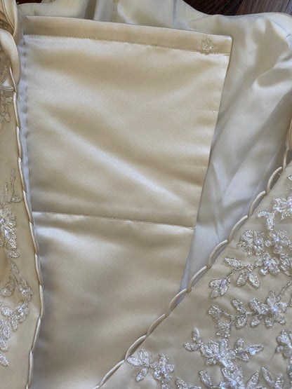 Ivory lace strapless couture wedding dress uk 8-10
