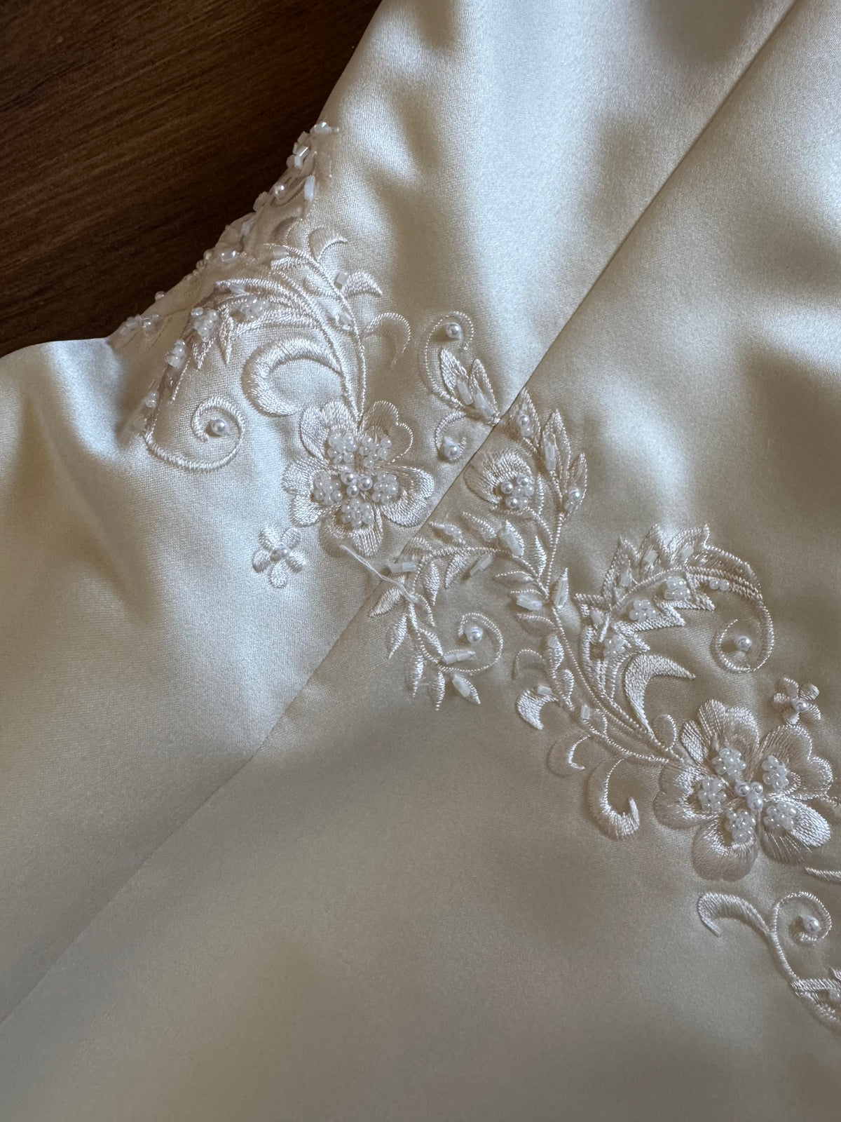 Cream halter-neck wedding dress & shawl uk 14