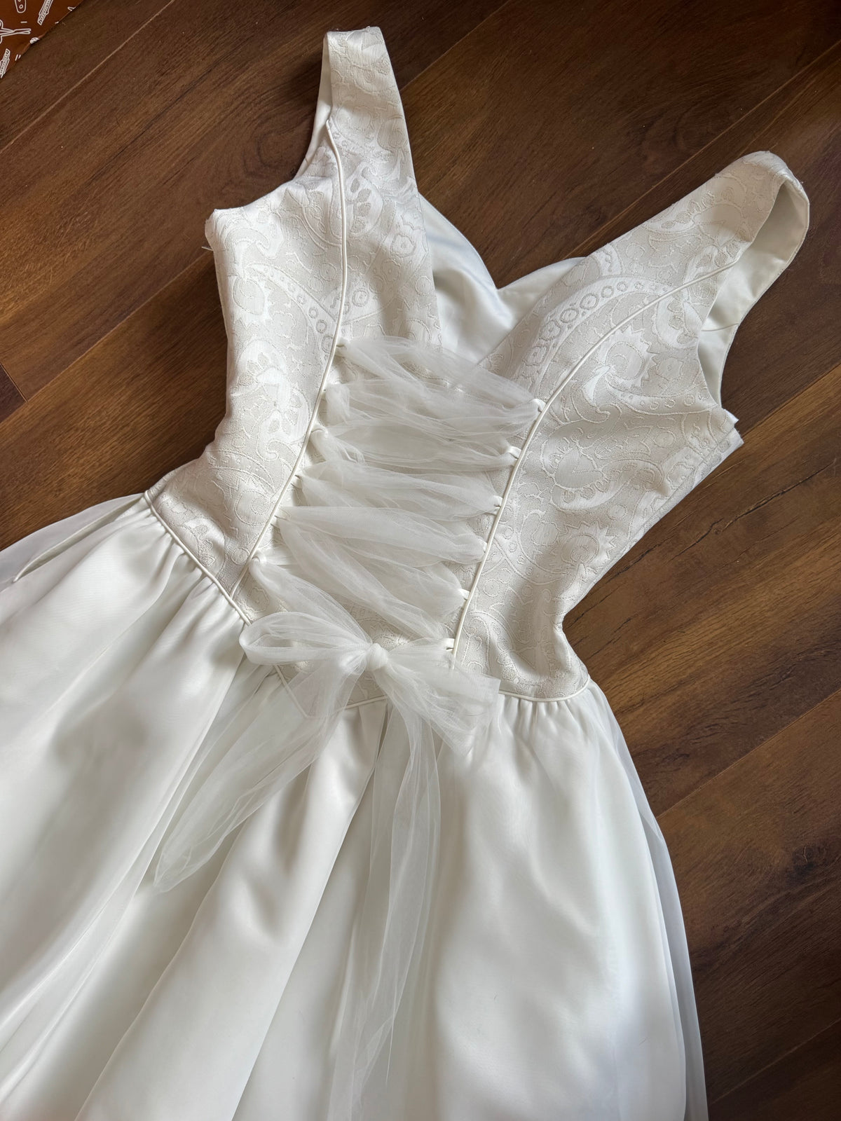 Ivory fit & flare wedding dress uk 12-14