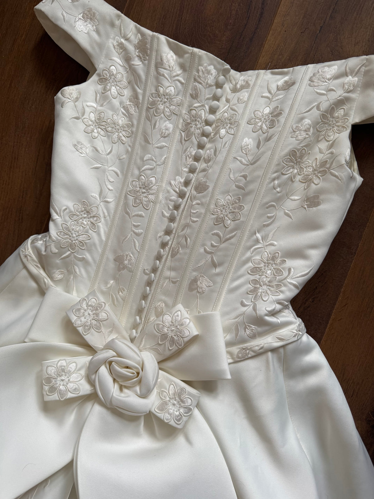Ivory off shoulder fit & flare wedding dress uk 12